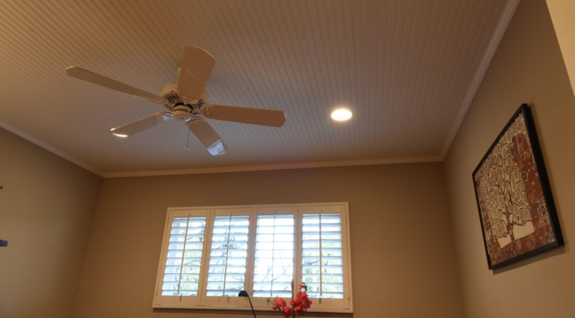 35_wainscoting on ceiling